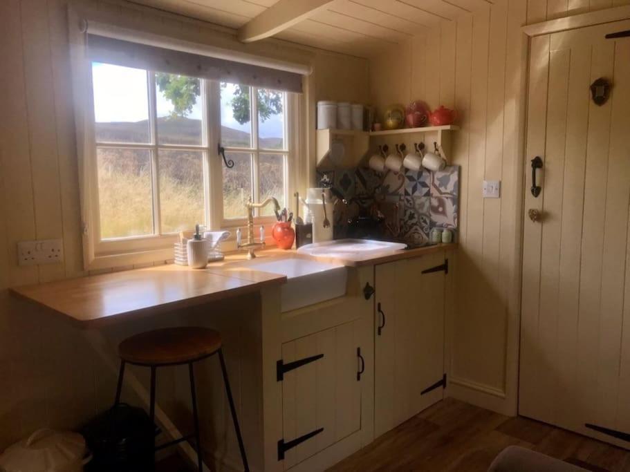 The Humble Hut Appartement Wooler Buitenkant foto