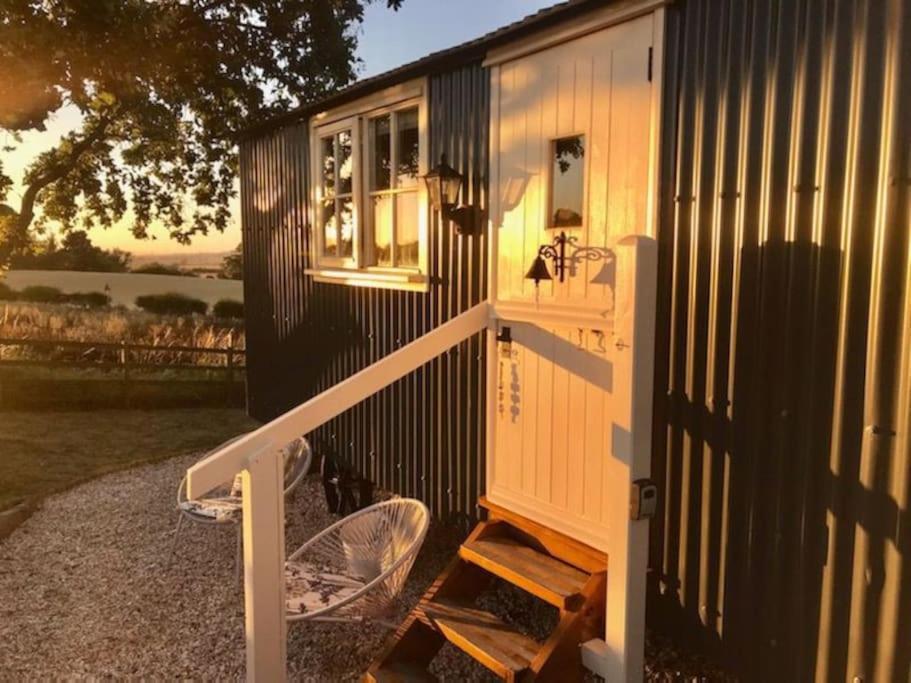 The Humble Hut Appartement Wooler Buitenkant foto